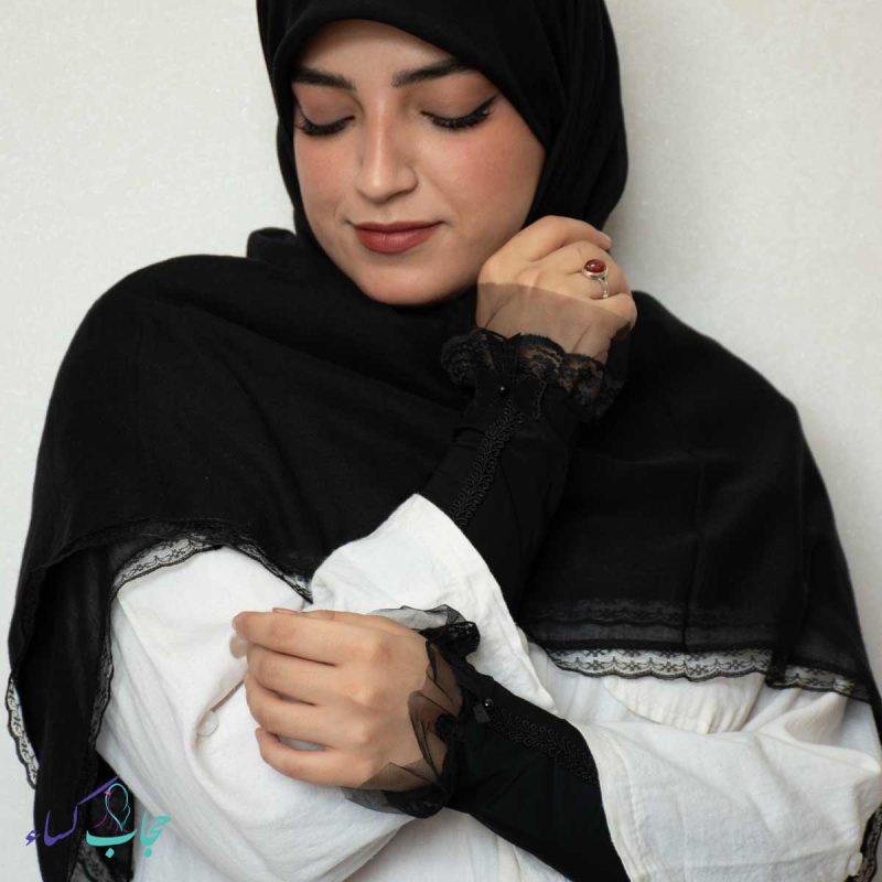 ساقدست-یاس-بانو