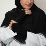 ساقدست-انگشتری-نگین-دار-بانو-مشکی
