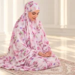چادر نماز کدری مدل آستین دار ترنم - تصویر 4